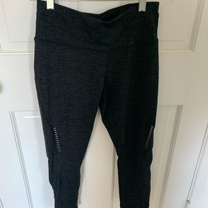 Roadrunner workout leggings